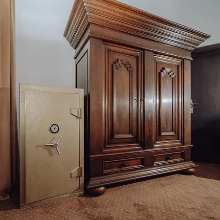 Lokalna * Jelenia Góra