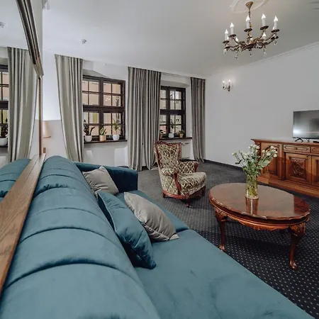 Lokalna * Jelenia Góra