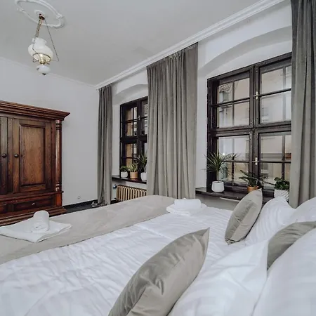 Lokalna Apartment