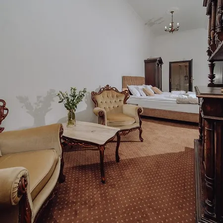 Lokalna * Jelenia Góra