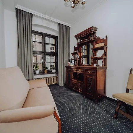 Lokalna Apartment