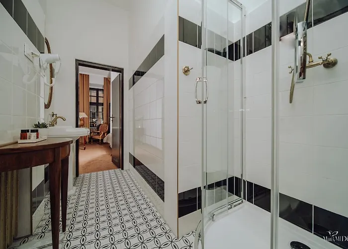 Lokalna * Jelenia Góra