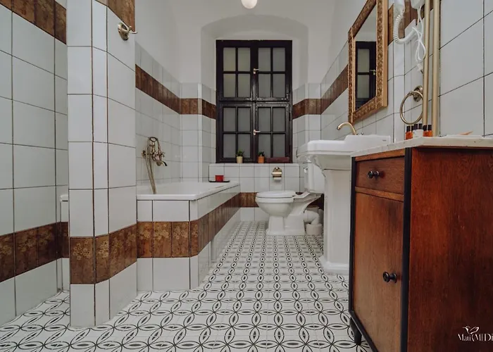 Lokalna * Jelenia Góra